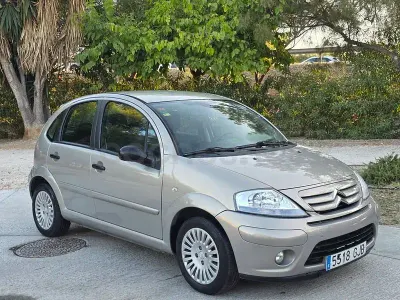 Usado Citroën C3 Exclusive 90 CV (66 kW) 2009 Beige Berlina