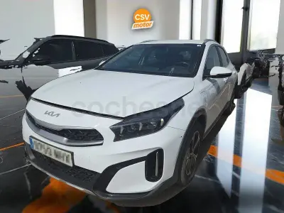 Usado Kia XCeed 141 CV (103 kW) 2023 Blanco SUV