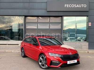 Rojo Usado 2022 Skoda Octavia RS Familiar | 35.990 € (Caro)