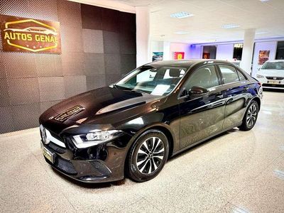 Usado Mercedes A180 116 CV (85 kW) 2020 Negro Utilitario