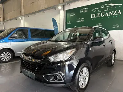 Usado Hyundai ix35 115 CV (84 kW) 2013 Negro SUV