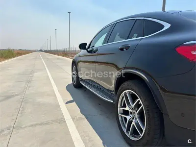 Usado Mercedes GLC220 194 CV (142 kW) 2019 Negro SUV