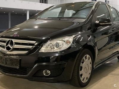 Mercedes B180