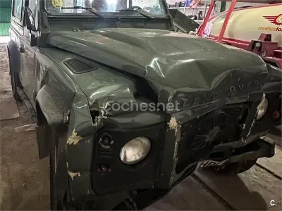 Usado Land Rover Defender 122 CV (89 kW) 2013 Verde Familiar