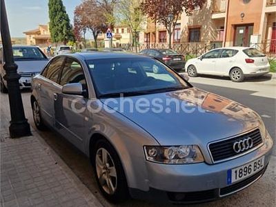 Begagnad Audi A4 S-Line 130 HK (95 kW) 2002 Blå Sedan