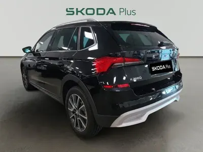 Usado Skoda Kamiq 150 CV (110 kW) 2023 Negro SUV