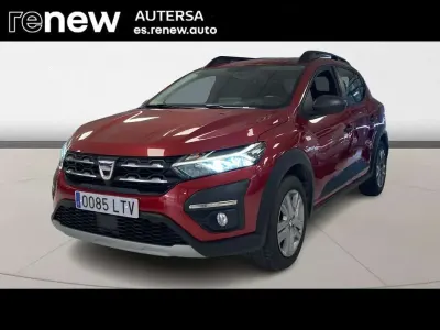 Usado Dacia Sandero Essentiel 91 CV (66 kW) 2021 Rojo Berlina