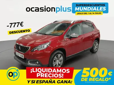 Usado Peugeot 2008 Style 110 CV (80 kW) 2017 Rojo SUV