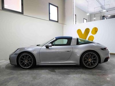 Gris Usado 2021 Porsche 992 Coupe | 147.900 €