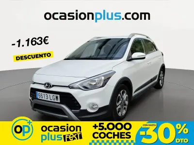 Käytetty Hyundai i20 Active 100 HP (73 kW) 2020 Valkoinen Viistoperä