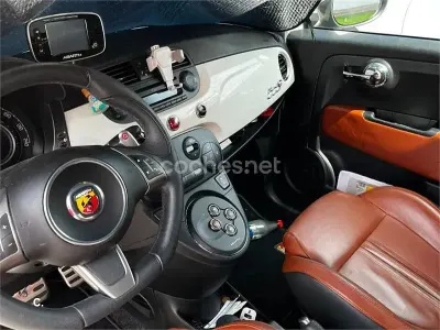 Usado Abarth 500C 140 CV (102 kW) 2011 Blanco Descapotable