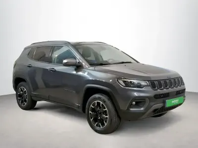Usado Jeep Compass Trailhawk 241 CV (177 kW) 2021 Gris SUV