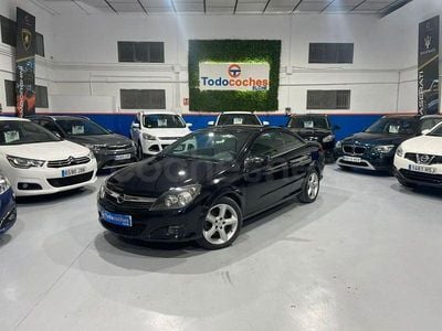 Negro Usado 2007 Opel Astra Cabriolet Cosmo Descapotable | 2990 € (Precio justo)