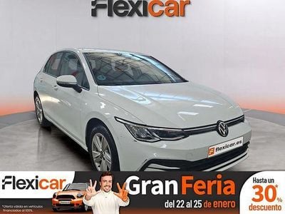 Blanco Usado 2021 VW Golf VIII Life Berlina | 19.490 € (Precio justo)