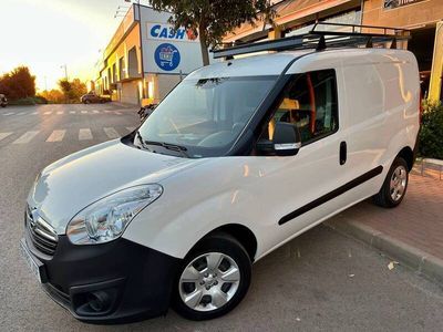 Blanco Usado 2016 Opel Combo Monovolumen | 10.499 €