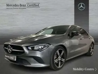 Usado Mercedes CLA180 136 CV (100 kW) 2023 Gris Berlina