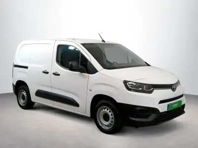 Usado Toyota Proace City City 103 CV (75 kW) 2021 Blanco Monovolumen