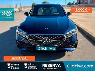 Azul Usado 2023 Mercedes E220 Berlina | 54.190 €