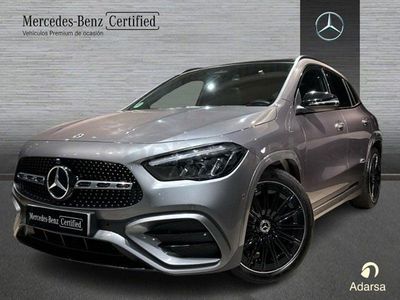 Usado Mercedes GLA200 AMG line 150 CV (110 kW) 2024 Gris montaña SUV