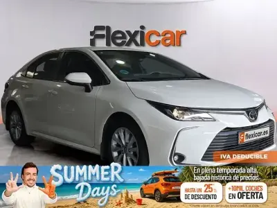 Usado Toyota Corolla Active 140 CV (102 kW) 2023 Blanco Berlina