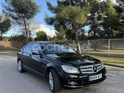 Usado Mercedes C220 Avantgarde 170 CV (125 kW) 2009 Negro Berlina