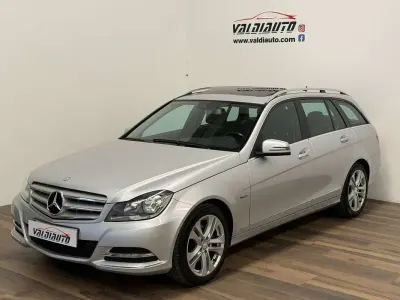 Używany Mercedes C220 Avantgarde 170 KM (125 kW) 2012 Szary Kombi