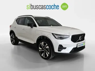Usado Volvo XC40 Plus 163 CV (119 kW) 2025 Blanco SUV