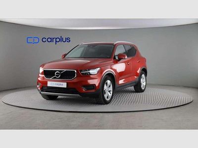 Usado Volvo XC40 Momentum 163 CV (119 kW) 2020 Rojo SUV