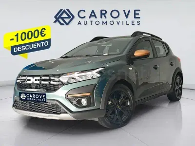 Usado Dacia Sandero Extreme 91 CV (66 kW) 2025 Verde Berlina
