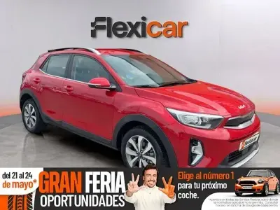 Occasion Kia Stonic 120 PK (88 kW) 2022 Rood SUV
