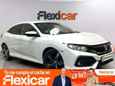 Usado Honda Civic Comfort 129 CV (94 kW) 2018 Blanco Berlina
