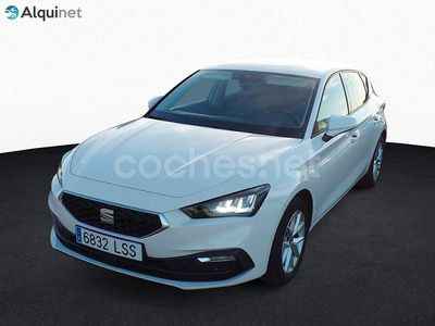 Usado Seat Leon Style 116 CV (85 kW) 2021 Blanco Berlina