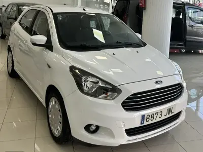 Usado Ford Ka Plus 70 CV (51 kW) 2017 Blanco Utilitario
