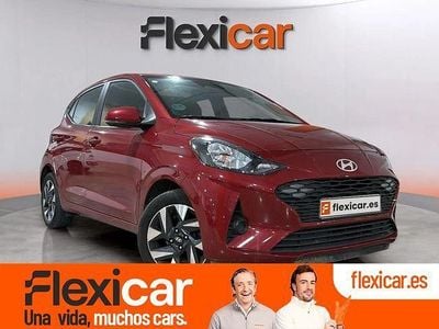 Usado Hyundai i10 67 CV (49 kW) 2023 Rojo Utilitario