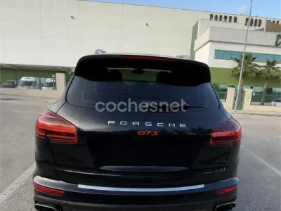 Usado Porsche Cayenne Platinum Edition 245 CV (180 kW) 2015 Negro SUV