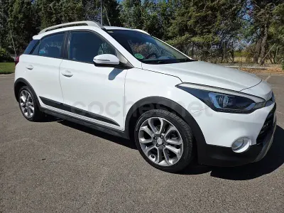 Usado Hyundai i20 Active 100 CV (73 kW) 2016 Blanco Berlina