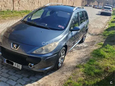 Usado Peugeot 307 136 CV (100 kW) 2006 Gris / plata Familiar