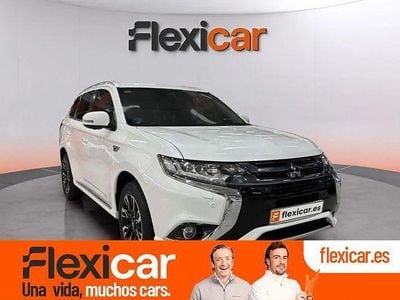 Usado Mitsubishi Outlander P-HEV 203 CV (149 kW) 2017 Blanco
