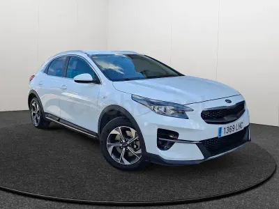 Usado Kia XCeed 120 CV (88 kW) 2020 Blanco SUV
