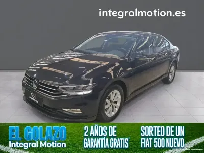 Usado VW Passat Business 122 CV (89 kW) 2021 Negro Berlina
