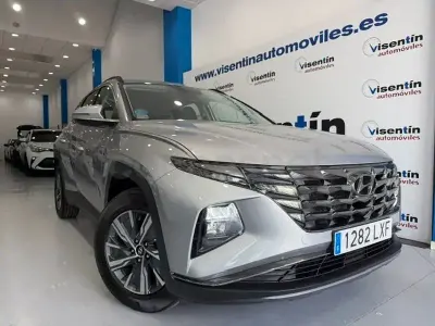 Usado Hyundai Tucson 136 CV (100 kW) 2022 Gris / plata SUV