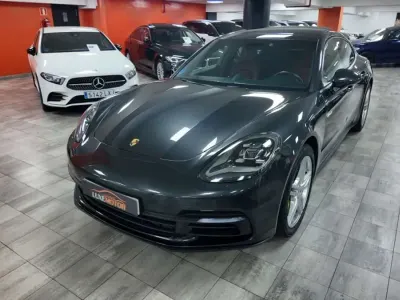 Usado Porsche Panamera 4 Executive 462 CV (339 kW) 2017 Gris Berlina