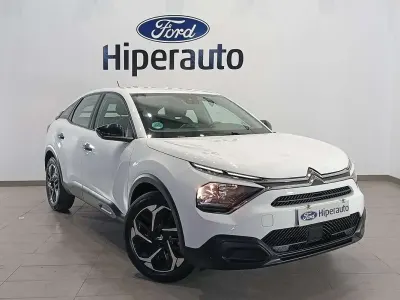 Usado Citroën C4 Feel 131 CV (96 kW) 2024 Blanco SUV