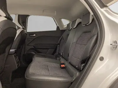 Usado Renault Captur 140 CV (102 kW) 2022 Blanco SUV