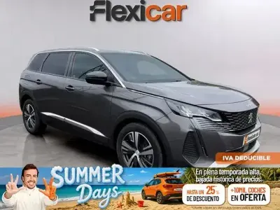 Usado Peugeot 5008 Allure 130 CV (95 kW) 2021 Gris Monovolumen
