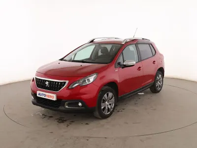 Usado Peugeot 2008 Style 82 CV (60 kW) 2018 Rojo SUV