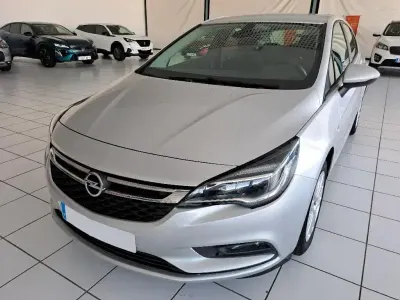 Używany Opel Astra Selective 110 KM (80 kW) 2016 Szary Sedan/Limuzyna