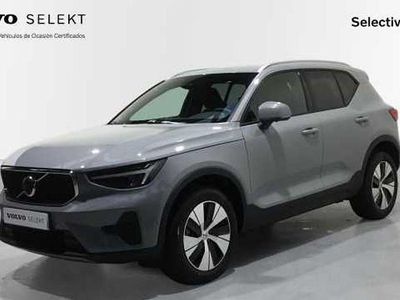 Gris Nuevo 2025 Volvo XC40 Core SUV | 37.500 € (Precio justo)
