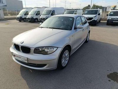 Plateado Usado 2007 BMW 116 Utilitario | 4990 €