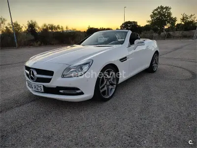 Usado Mercedes SLK200 184 CV (135 kW) 2014 Blanco Descapotable